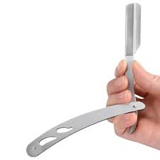 Reprodução Mulher usou uma navalha para cortar o pênis do marido